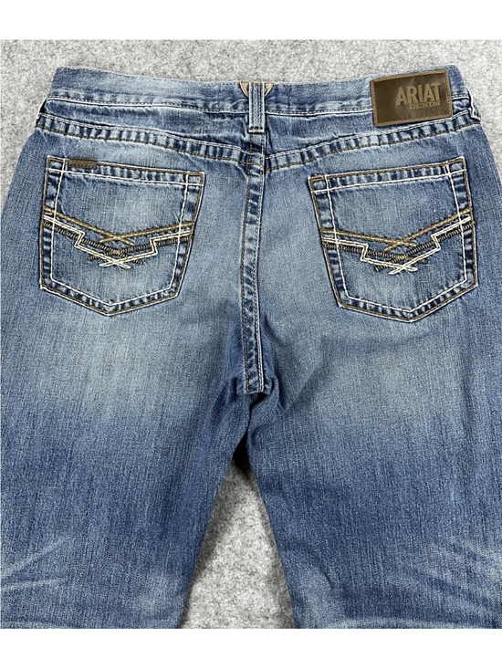 Ariat Other - Ariat Mens Jeans Straight Fit Leg M5 33x32 Denim Western Cowboy Work EUC